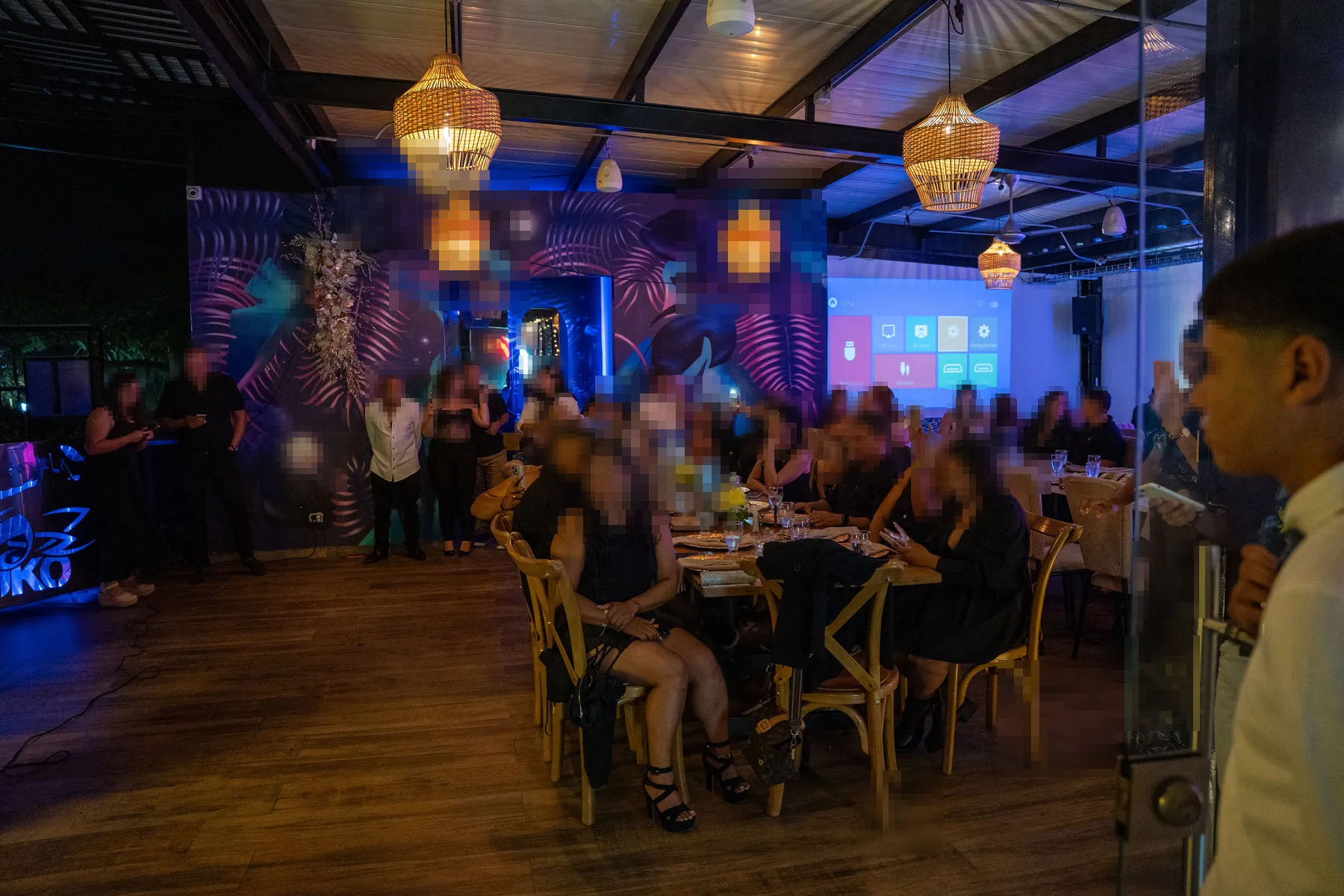 Evento privado en el salón de Burako Gourmet Bar