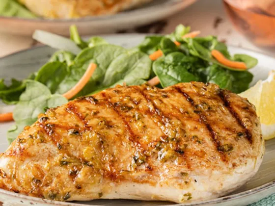 Pechuga grille a las finas hierbas